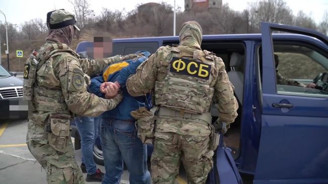 Российские силовики накрыли в Санкт-Петербурге банду лже-полицейских из Центральной Азии