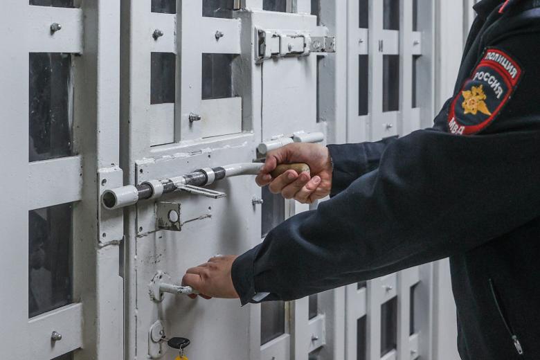 Жительницу Сочи будут судить за фиктивную регистрацию гражданина Таджикистана, причастного к теракту в Крокусе