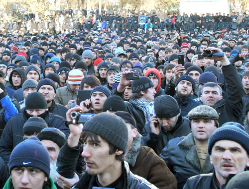 В Дагестане подростков предостерегают от участия в митингах перед выборами