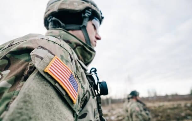 11 сотрудников военной базы США пострадали после открытия письма