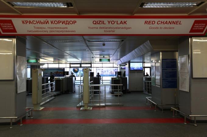 Стало известно, кого не будут выпускать из Узбекистана за долги  