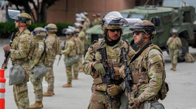 Иммиграционная полиция США начала задерживать людей в Чикаго