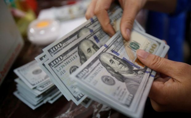 Янги қоида: Фуқаролар номига жўнатилган катта миқдордаги пул ўтказмалари "шубҳали" деб топилади