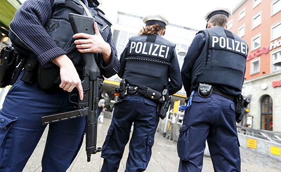 За подготовку теракта на Рождество в Германии задержали пятерых мигрантов 