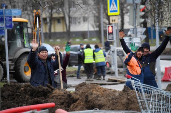 Меняем Джамшута и Равшана на Нгуена и Викрама. Мигрантов из дальнего зарубежья в России придется не только учить, но и одевать