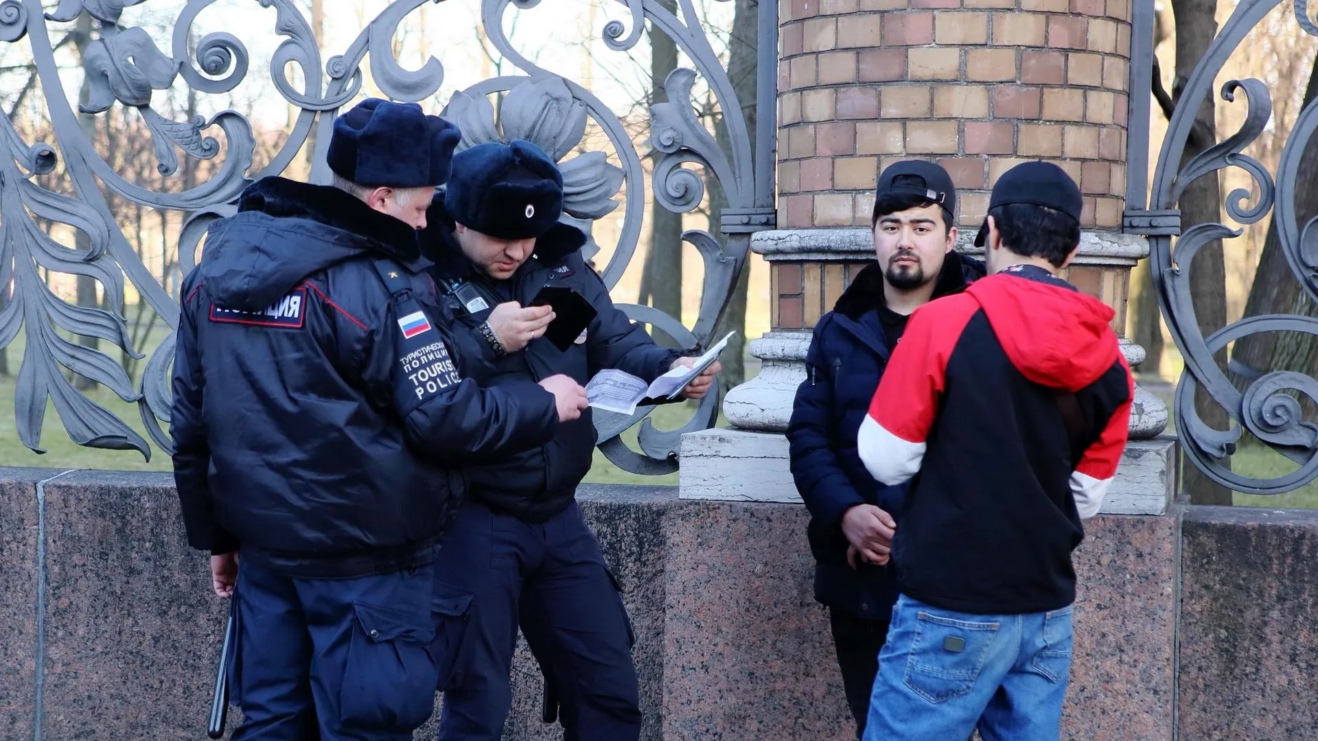 685 тысяч иностранцев находятся в России незаконно