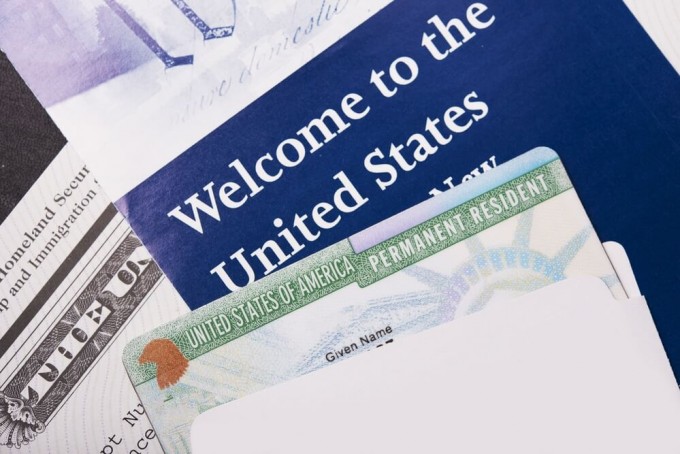 3 октябрдан Green Card лотереясини тўлдириш бошланади: нималарни билиш керак?
