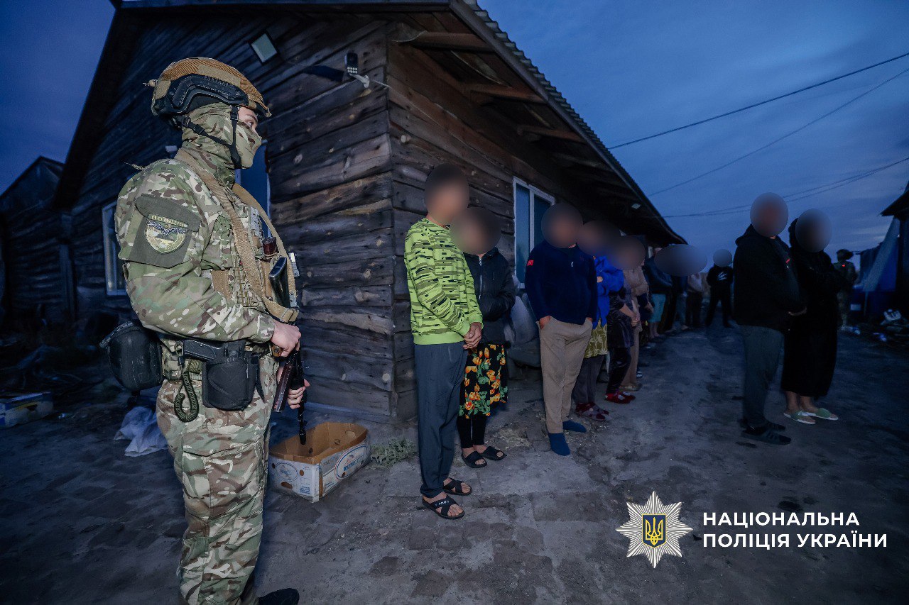 13 граждан Узбекистана, находившихся в рабстве под Киевом, перевезены в больницу