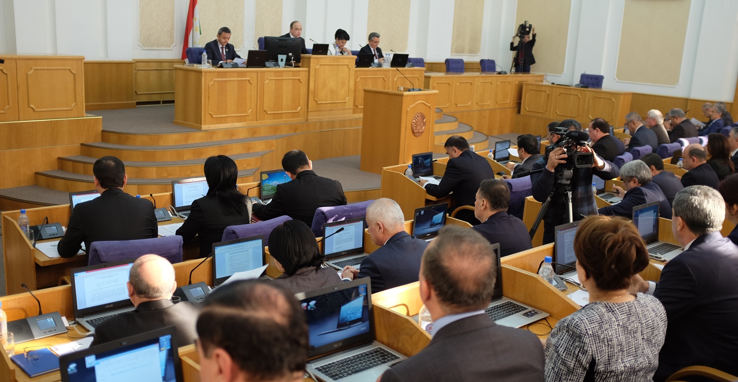 Таджикистан создает правовое поле для узбекских инвесторов 