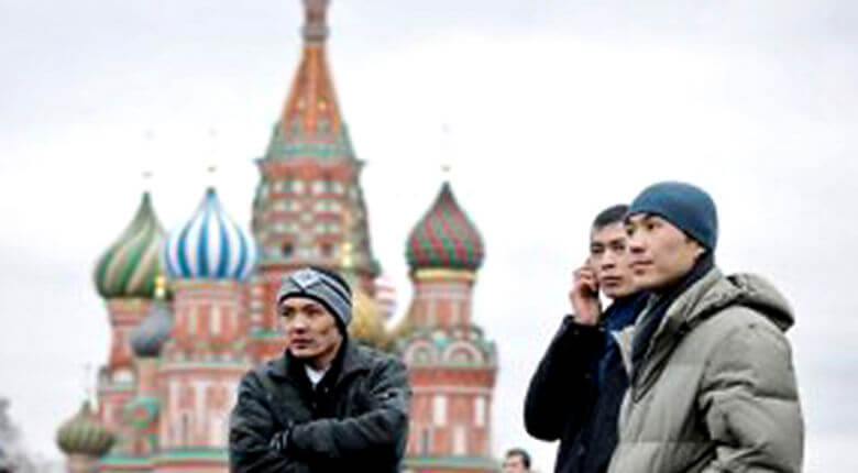 В Мосгордуме предложили ввести в столице электронную карту мигранта